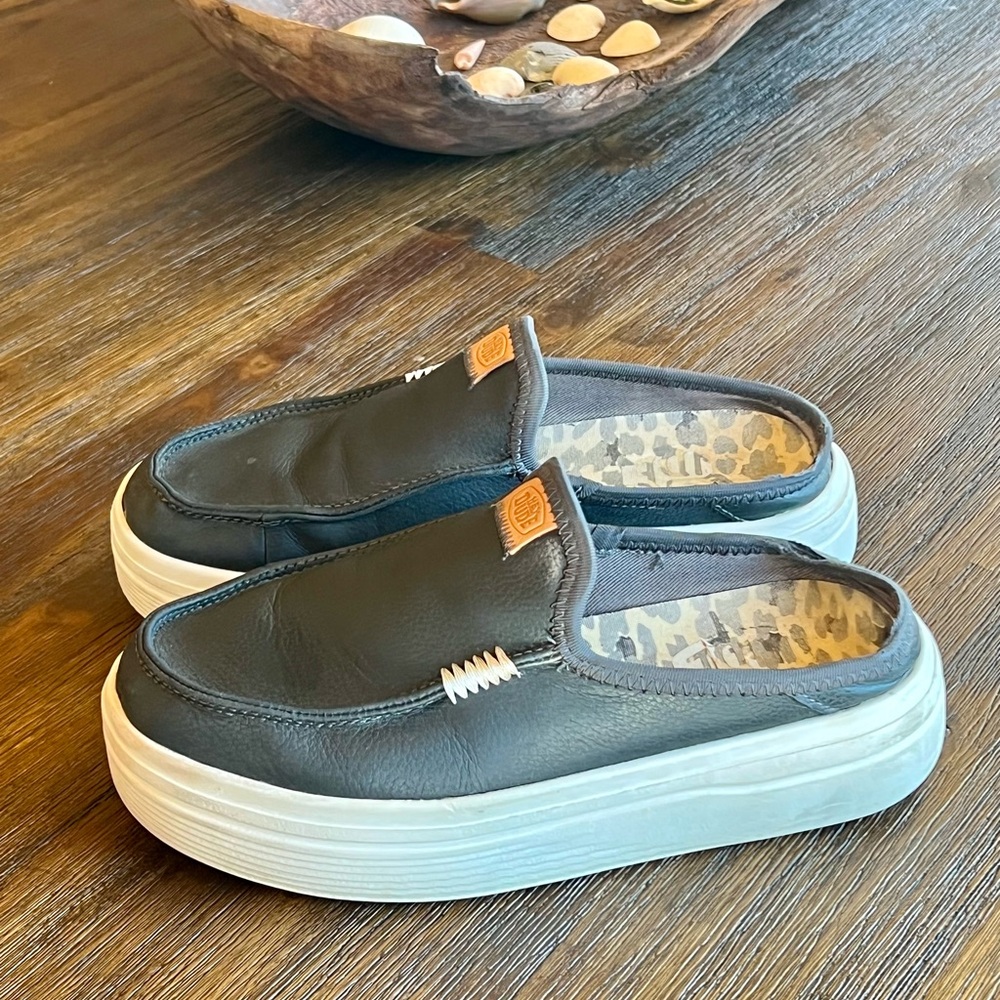 Black leather hey dude Austin lift Slip-On Casual Shoe - Picture 2 of 4